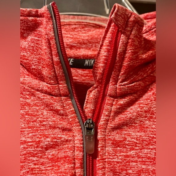 NIKE DRI-FIT NFL KC Chiefs Womens M 1/4 Zip Pullover Shirt Top Kansas City - Picture 7 of 10